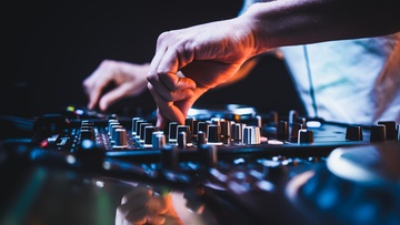 Suanda Music Black Night