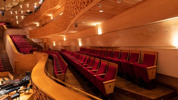 Солисты Академии молодых оперных певцов