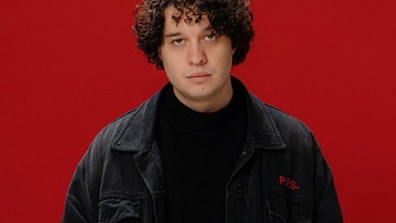 Антон Токарев