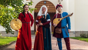 Lauda Novella. Средневековые песни о весне и любви при свечах