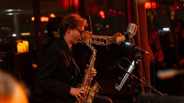 Moon Jazz: романтический концерт при свечах