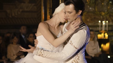 Балет при свечах: Времена года и Шопениана