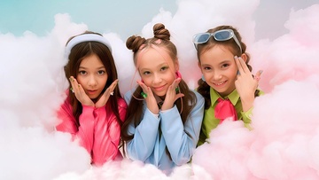 Без игрушек