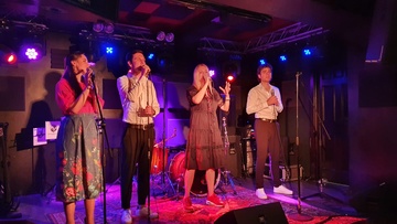 Елена Комарова