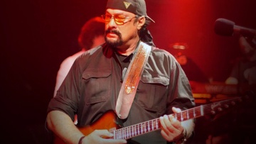 Стивен Сигал