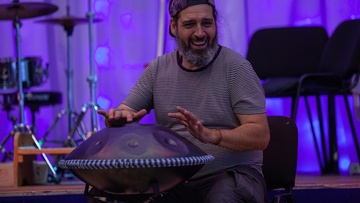 Куба далеко, Куба рядом