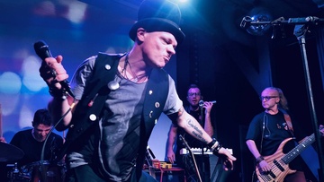 Павел Майков и Магрит