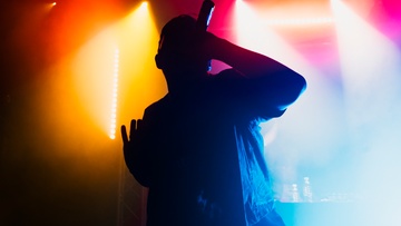 Tuborosho и Anonymous Ember