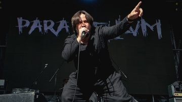 Para Bellvm, Чёрная птица, Telewelle