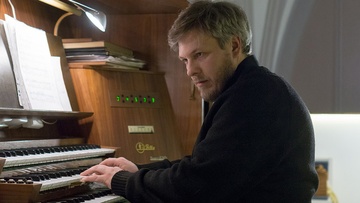 Дань традиции