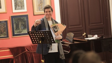 Квартирник по-французски при свечах