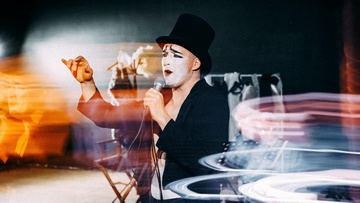 Роман с эмигрантом