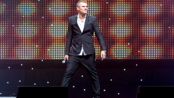 С мужской любовью в женский день