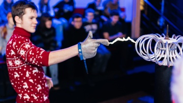 «Электрошоу» + «Открытка с подсветкой»