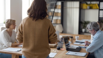 Расследование в аудитории: ищем преступника рядом