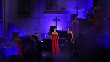 Романтический вечер в соборе: Париж. Петербург. Неаполь