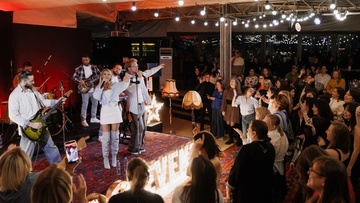 Караоке. Дискотека. Хиты 90-х и 2000-х