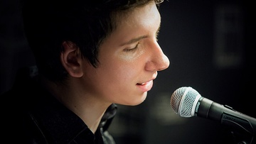 Булат Окуджава. Часовые любви