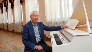 Александр Зацепин в зеркале эпохи