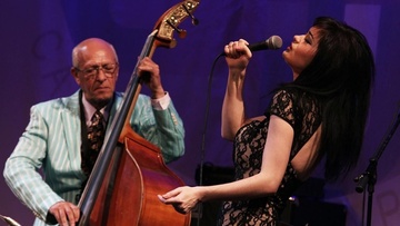 От романса к джазу. Юлия Касьян и Давид Голощёкин