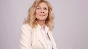 Мин-бу җирнең сәях бер юлчысы / Я — дочь своей земли