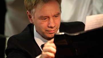 Павел Назаров