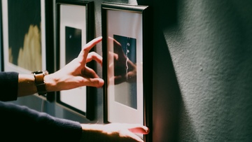 Ирония в искусстве: от «Завтрака аристократа» до стрит-арта Бэнкси