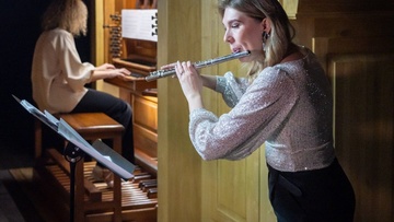 Вечер при свечах: дуэт флейты и органа