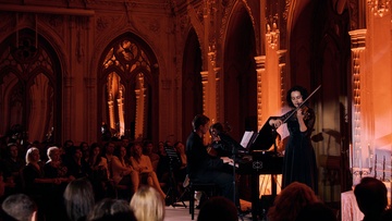 Магия музыки в особняке: Шедевры кино и классики