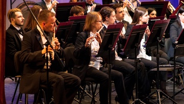 Оркестр им. Еждика. Под небом Парижа