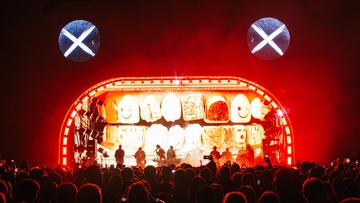 Пари Фест. Дневная и ночная программа