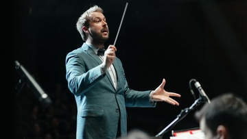 Лето на Елисейских полях