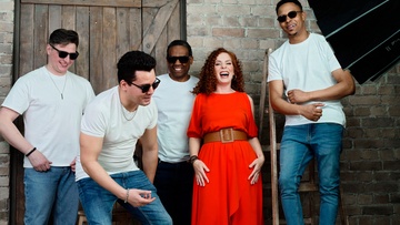 Нина Янтарная & The Band