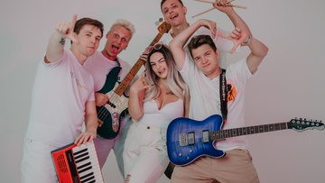 СовершенноЛетние