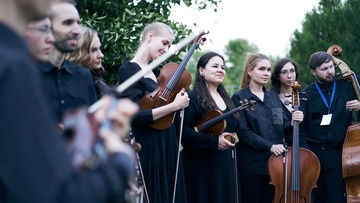 Cinematica Orchestra под открытым небом