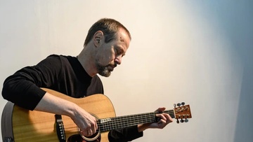 Кирилл Комаров