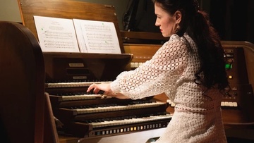 Елена Привалова. Бах и русские органные фрески