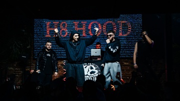 H8.Hood