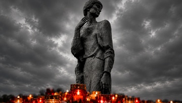 Реквием Анны Ахматовой. Голоса памяти